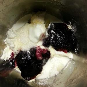 蓝莓乳酪塔扣草莓巴伐露（豆浆机版）的做法 步骤5