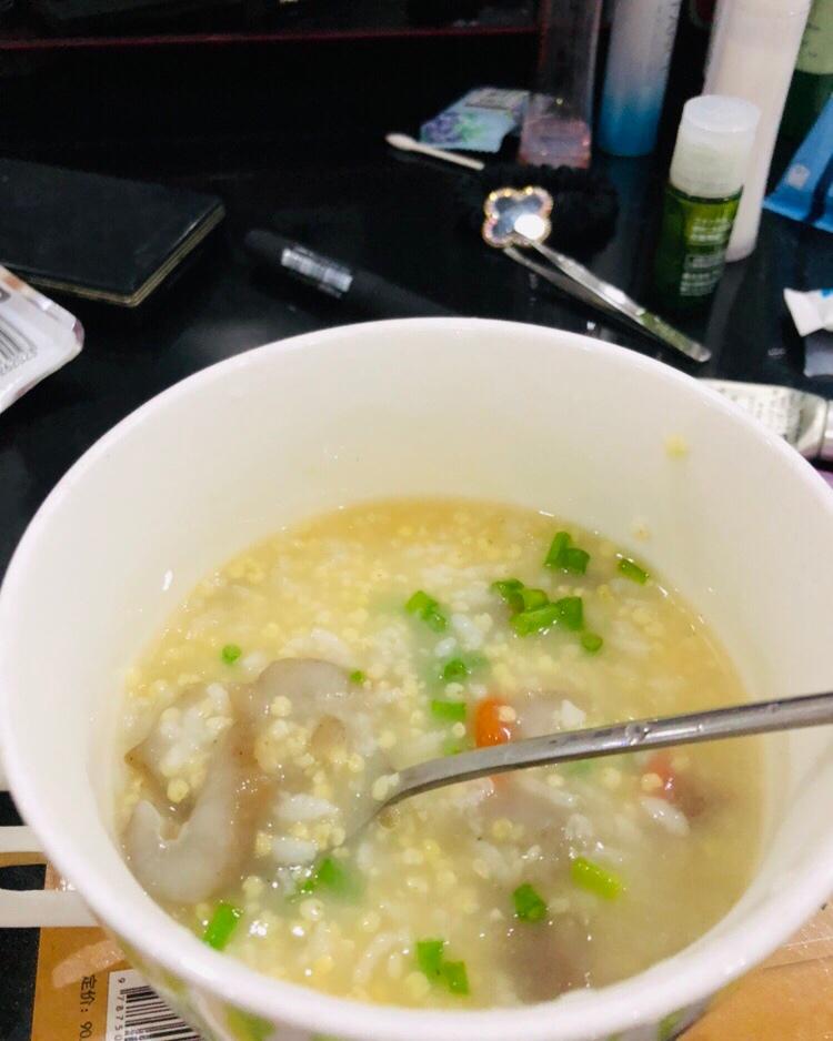 小米海参粥