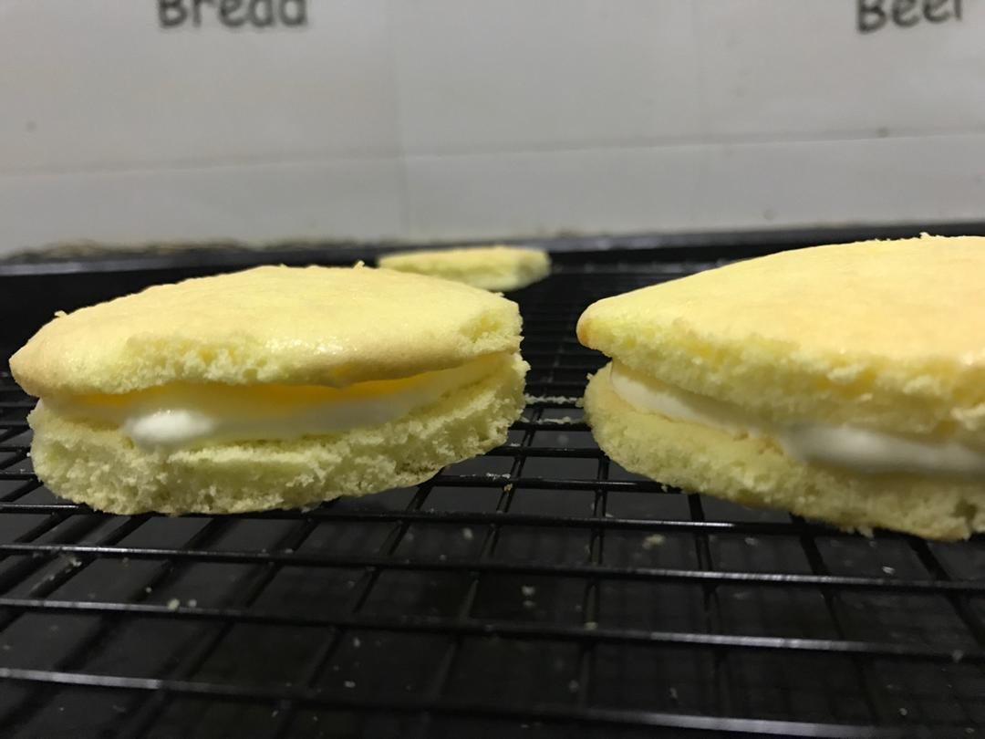 不是马卡龙的奶油夹心小蛋糕