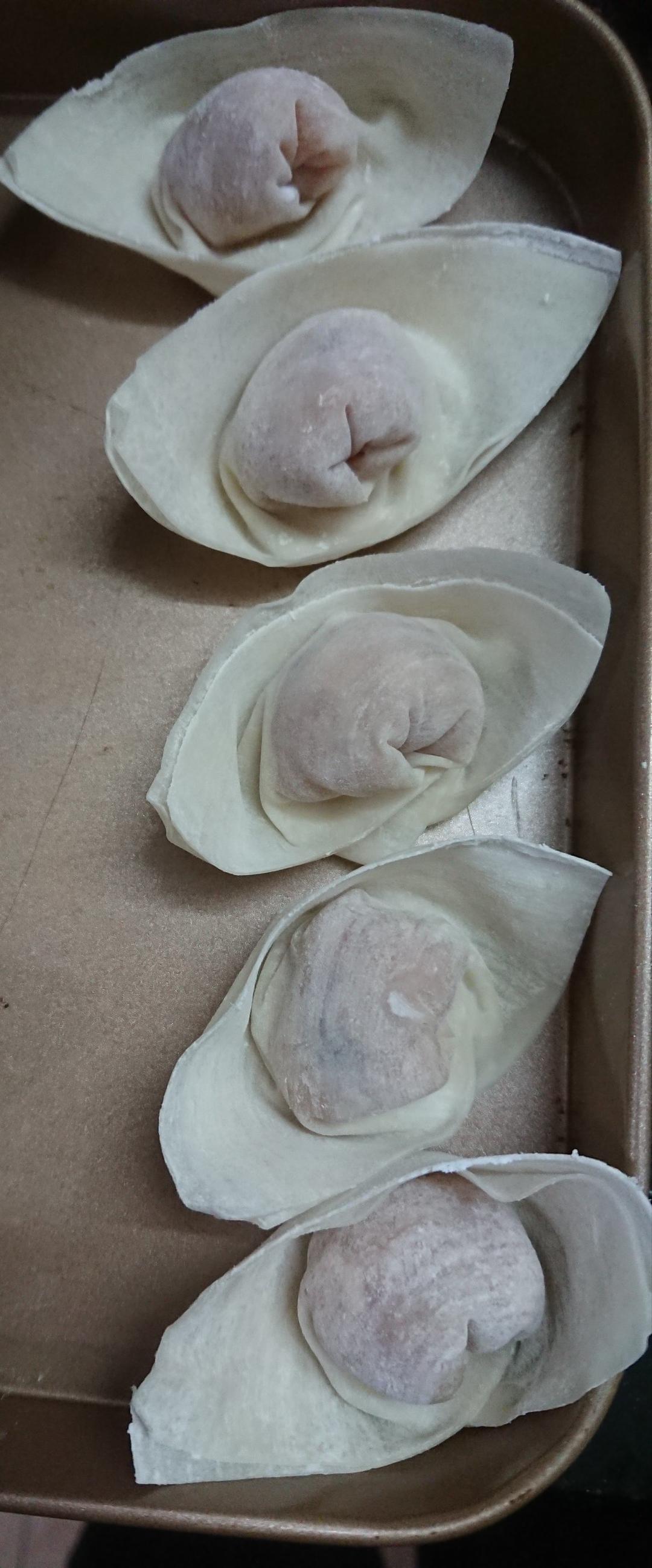 馄饨（两种包法）