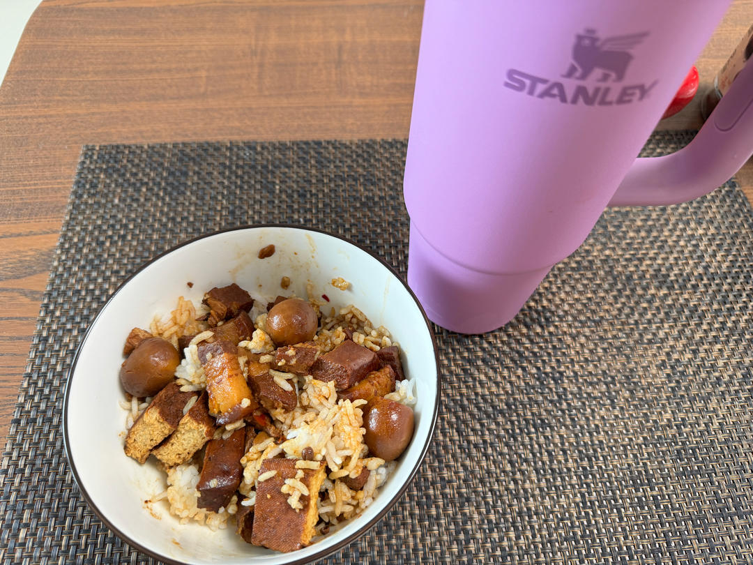 香菇卤肉饭造起来