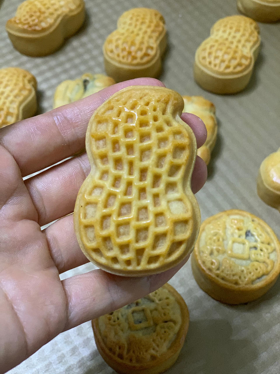 金沙奶黄月饼