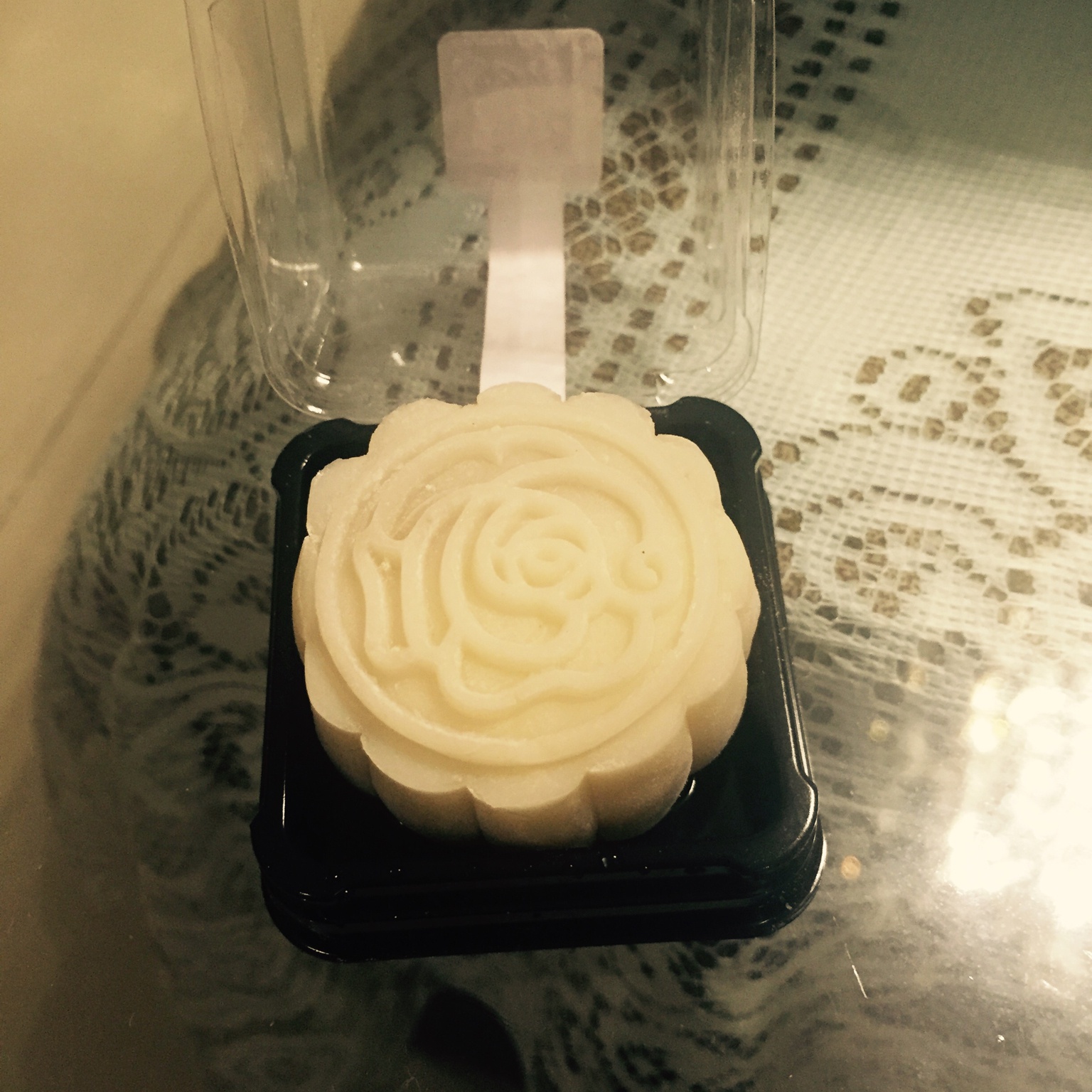 奶黄冰皮月饼