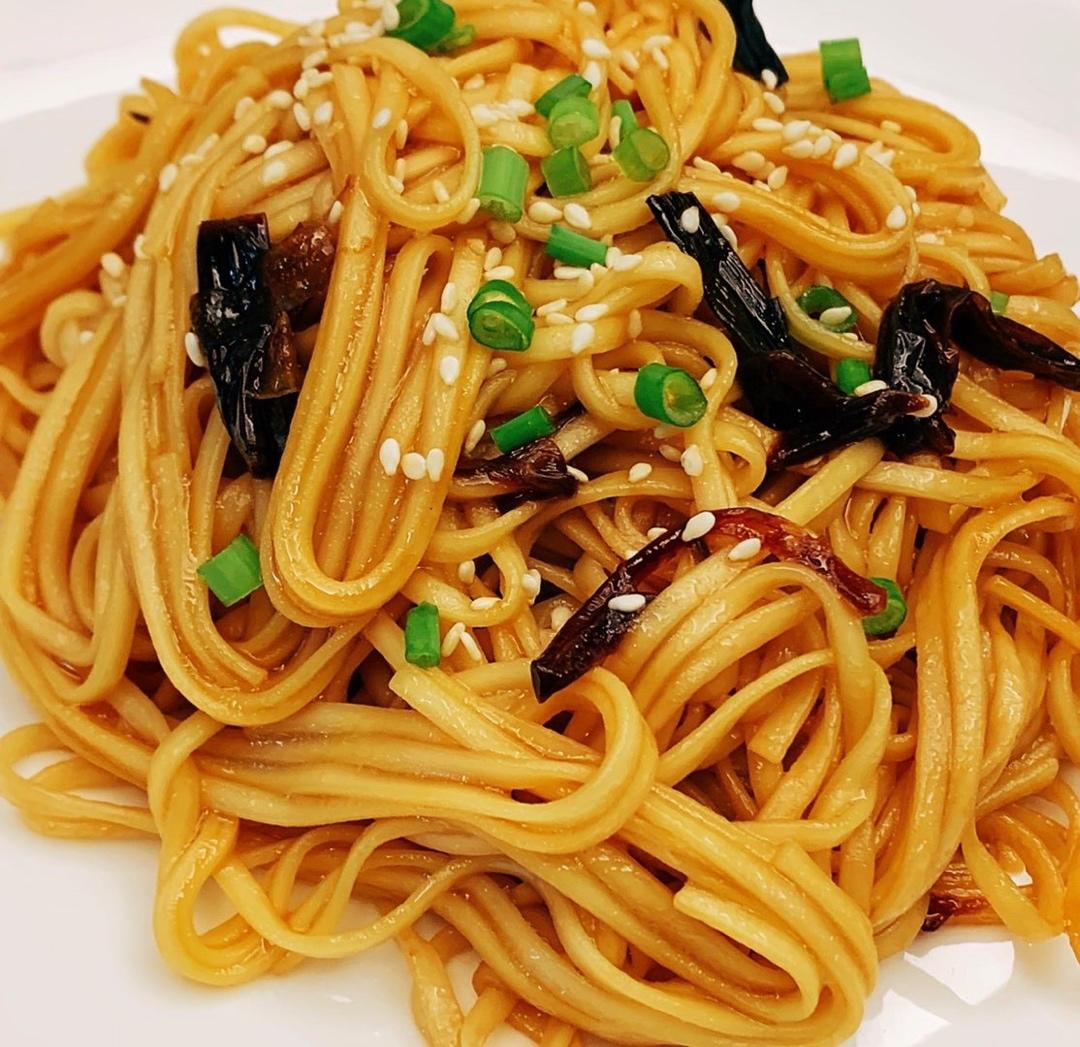 【10分钟搞定的一碗葱油拌面图片】布丁80_下厨房