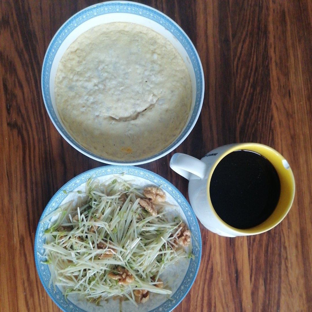 核桃仁拌豌豆苗