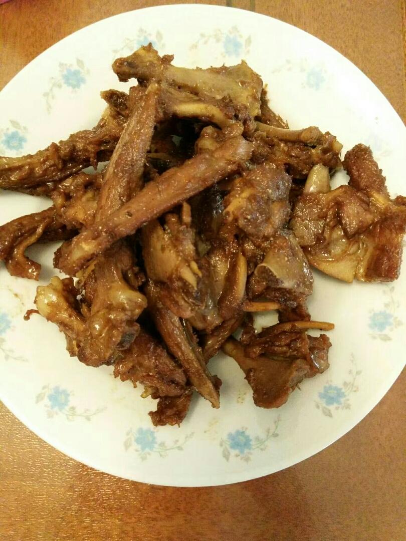酱烧鸭锁骨