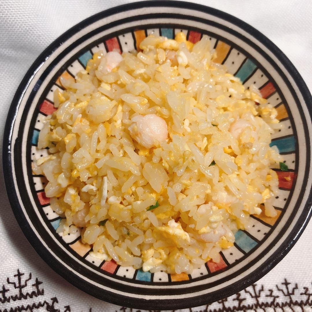黄金虾仁炒饭