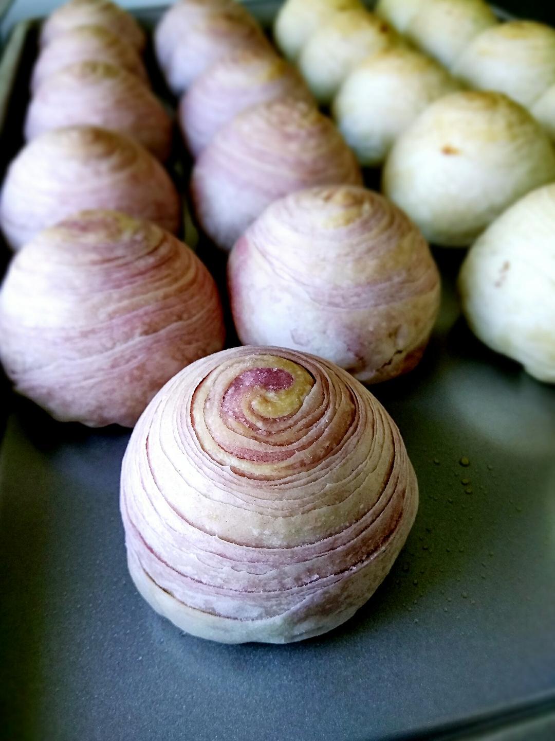 蛋黄酥~紫薯、抹茶、原味~花好月圆，中秋快乐~内附一次做六色蛋黄酥方法~