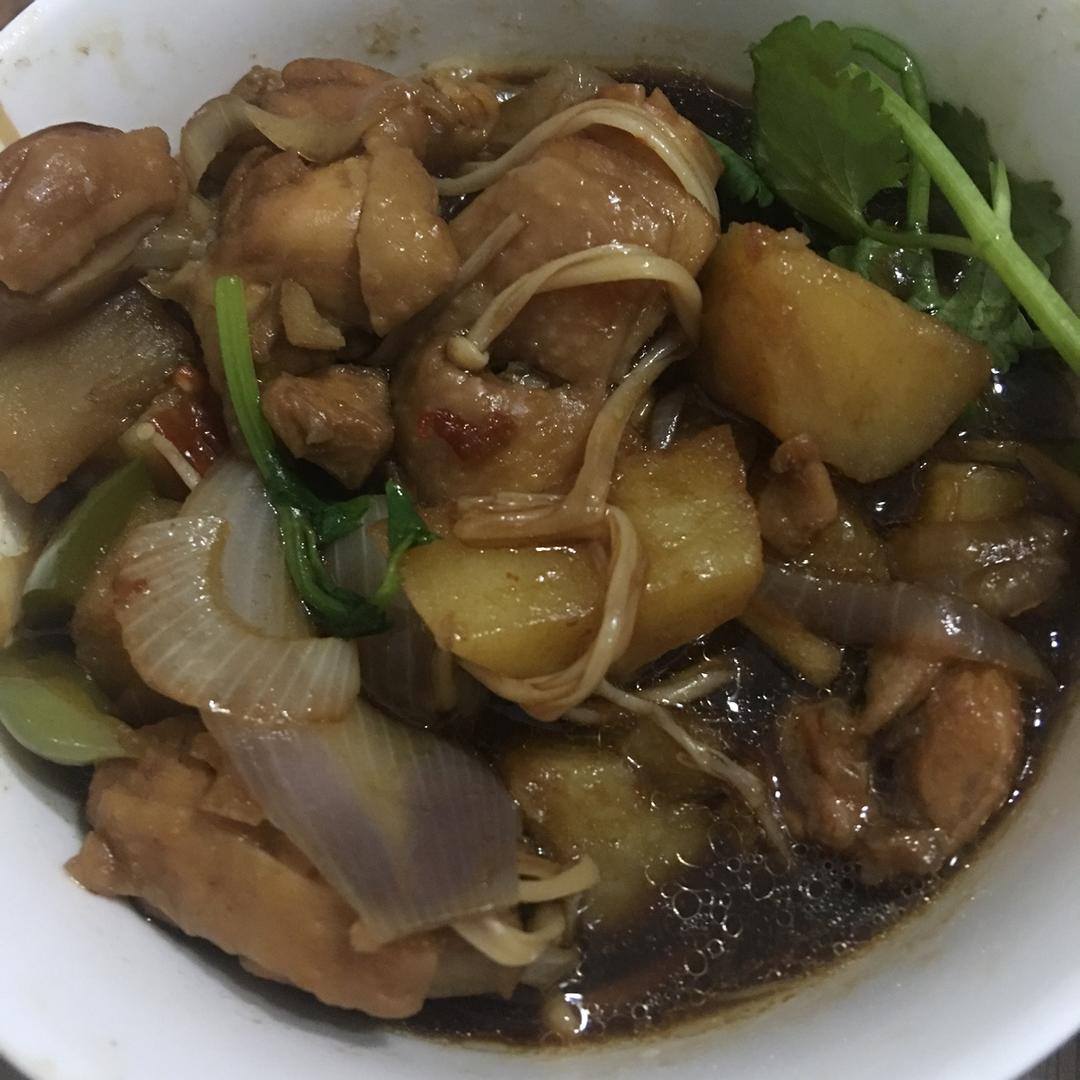 【黄焖鸡米饭】