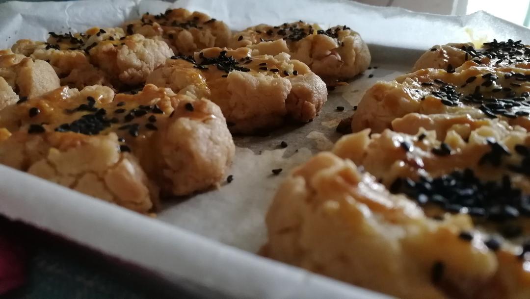 轻轻一按就碎掉的原味桃酥（不输猪油版）