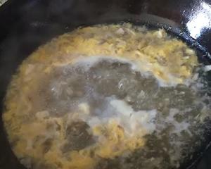 5分钟喝到的蘑菇蛋花羹的做法 步骤11
