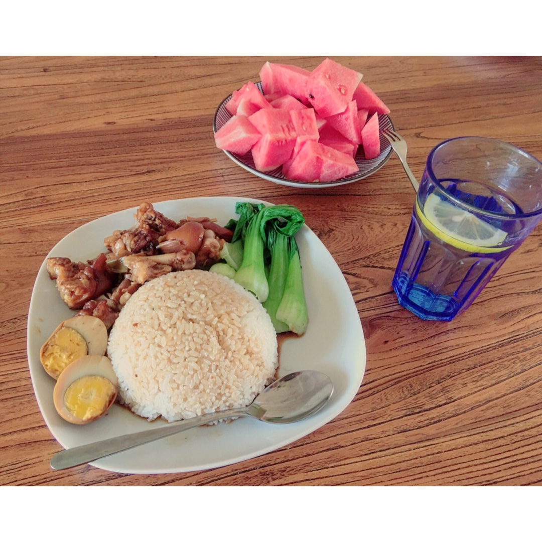 记忆里的清迈凤飞飞猪脚饭