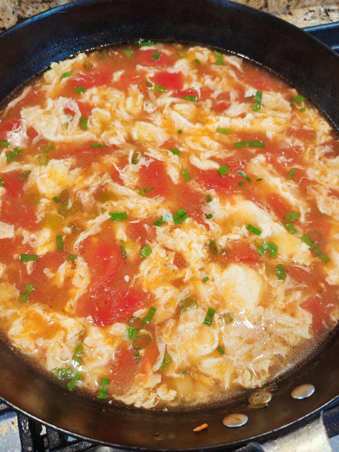 【跟我做不会错】简单又好喝的西红柿鸡蛋汤，家常又营养哦