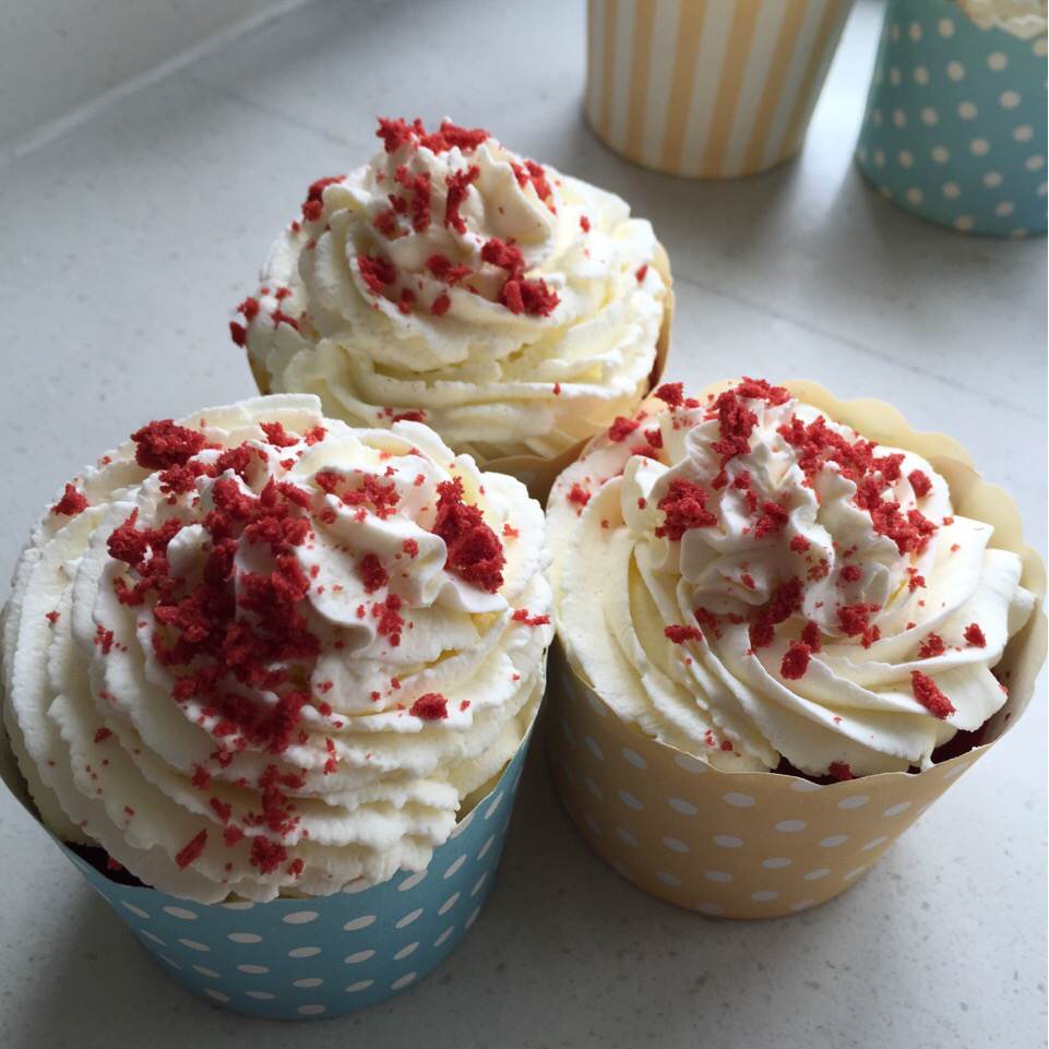 传统红丝绒杯子蛋糕（极软无泡打粉）Red velvet cupcake