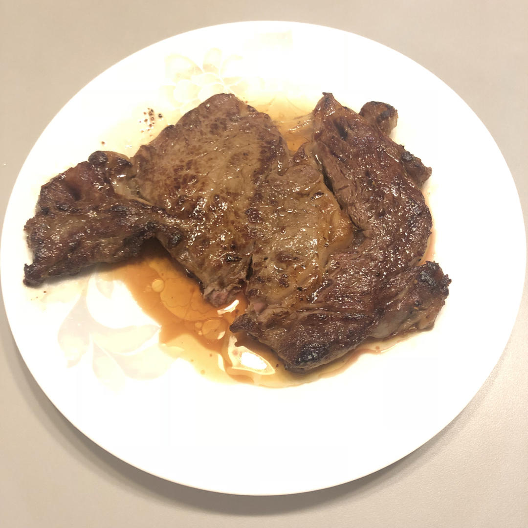 好吃到哭的煎牛排