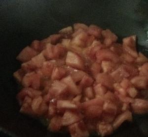 番茄🍅炒玉米粒的做法 步骤3