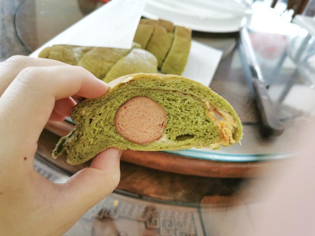 内心柔软的蔓越莓芝士软欧包