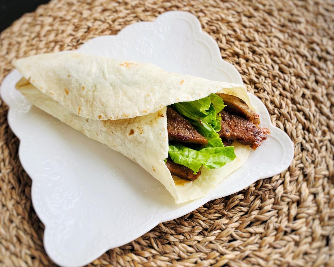 快手早餐之【黑椒牛排卷饼】&【香辣鸡柳卷饼】