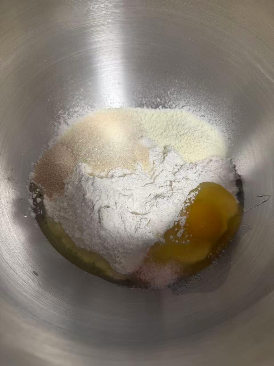 纯奶手撕吐司的做法 步骤1
