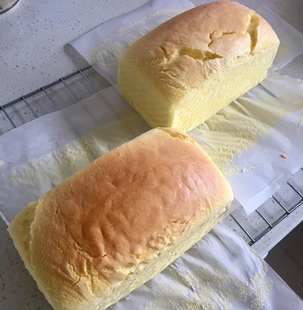 堪比柯基屁股
爆浆芝士🧀古早蛋糕