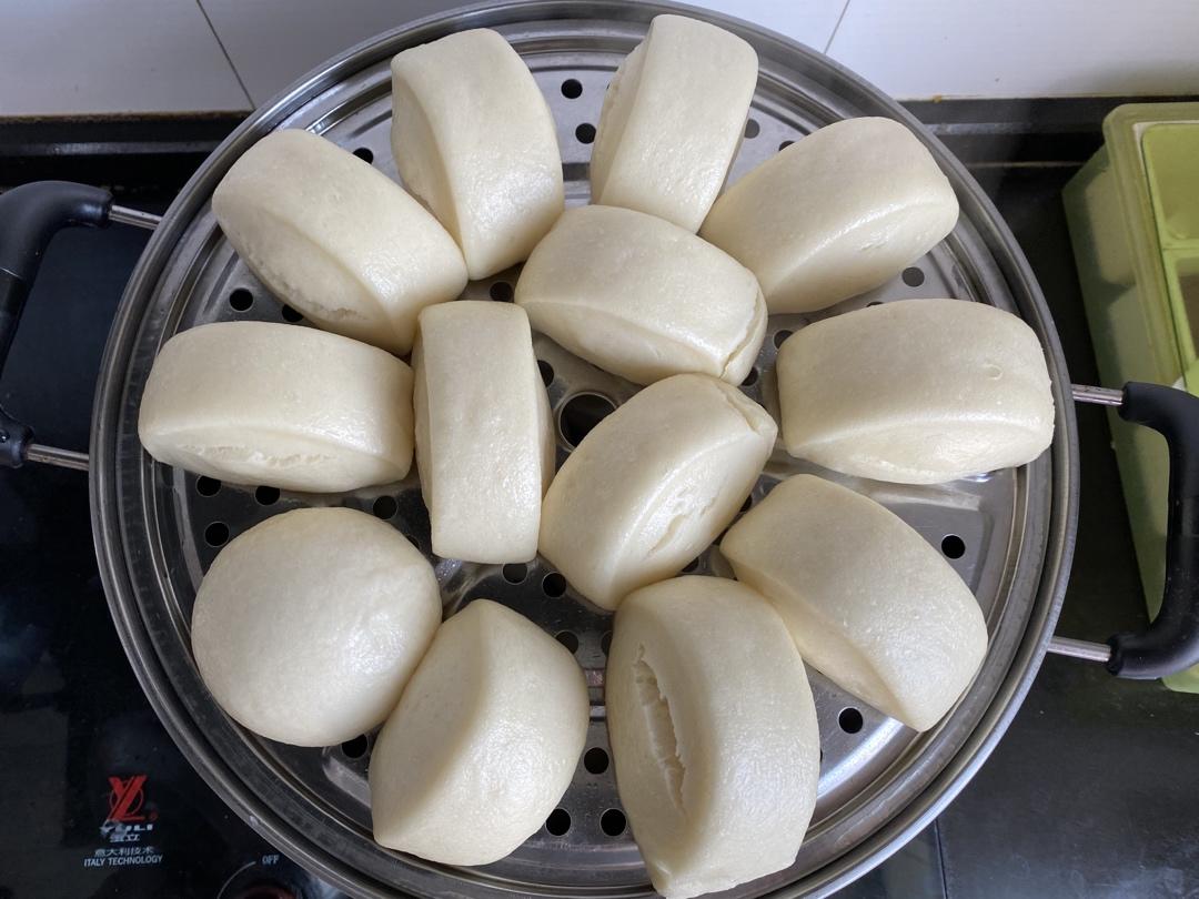 松软有嚼劲的奶香馒头