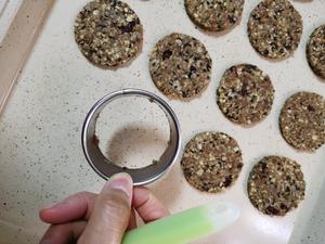 低脂减肥燕麦小饼干的做法 步骤4