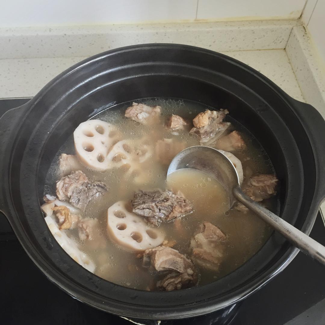 莲藕排骨玉米汤（从这道汤说起，如何煲一碗好喝的汤）