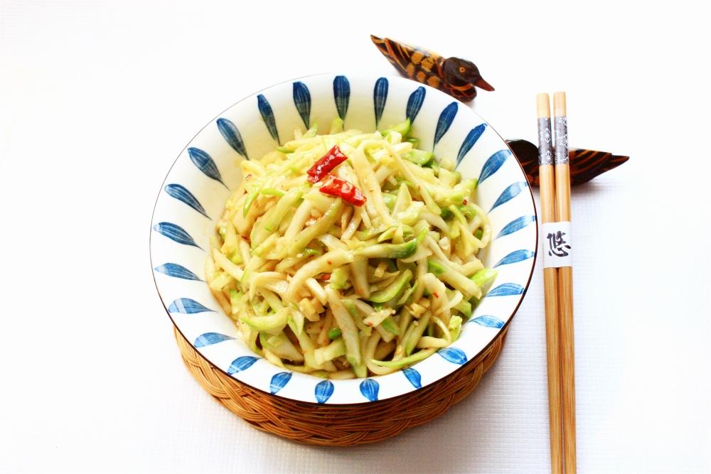 【凉拌疙瘩菜】的做法