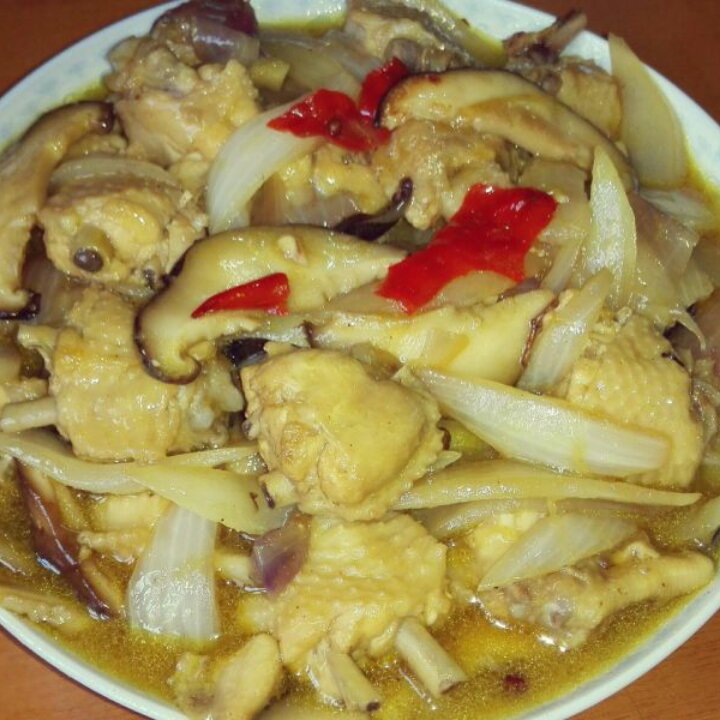 麻辣炒翅中
