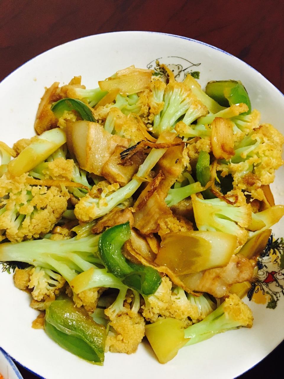 老丁的私房菜-干锅花菜