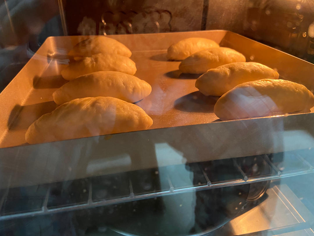 颜值奶油草莓甜心小面包