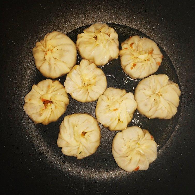 饺子皮生煎包