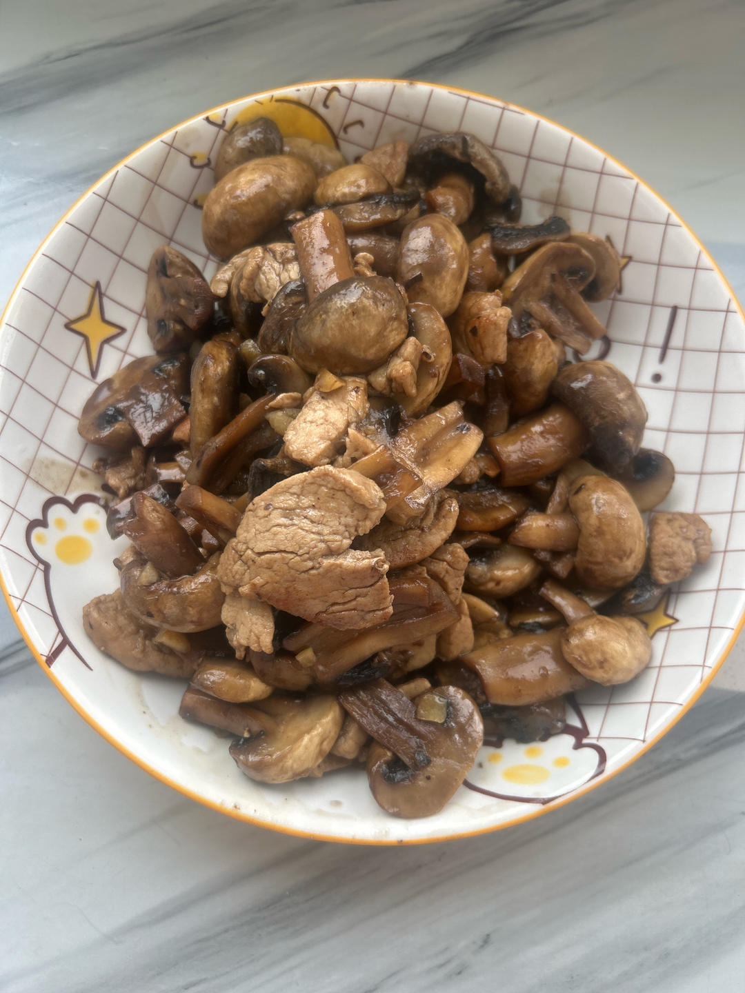 口蘑炒肉(强烈推荐太美味)