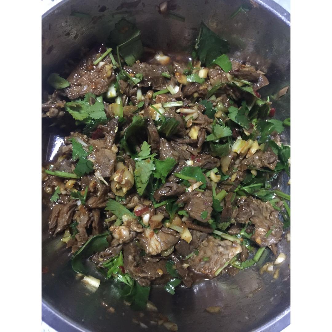 凉拌牛肉