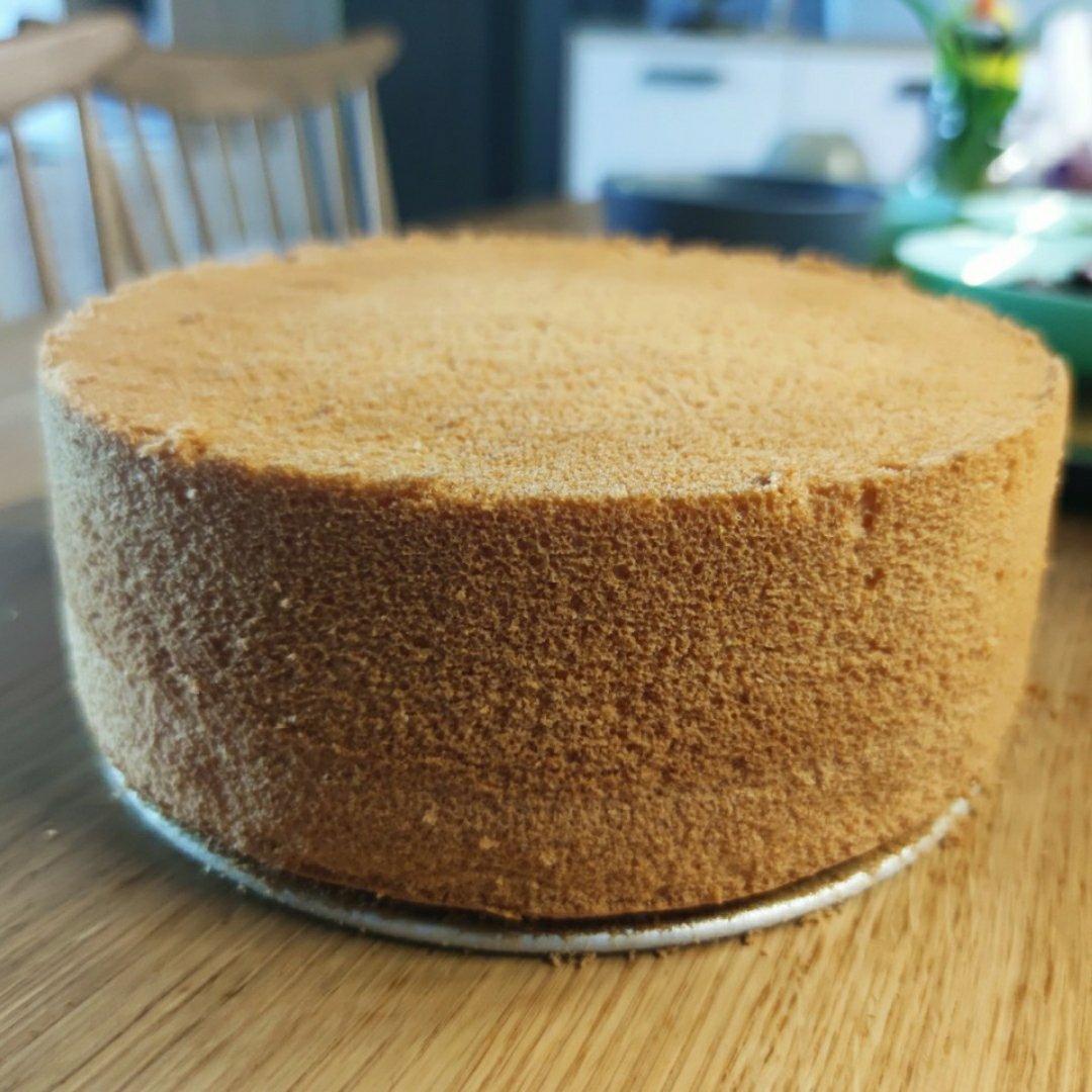 六寸戚风蛋糕(掌握这几点，做戚风就跟煮米饭一样简单)