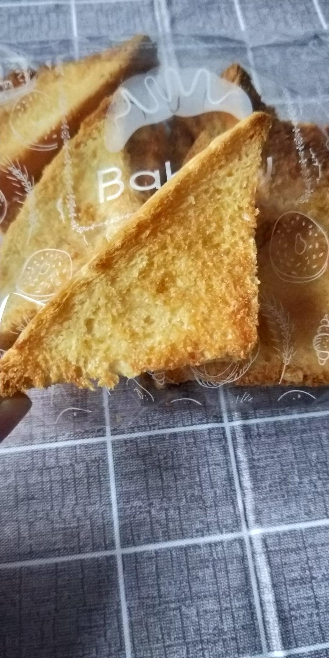 奶香蜂蜜烤吐司片