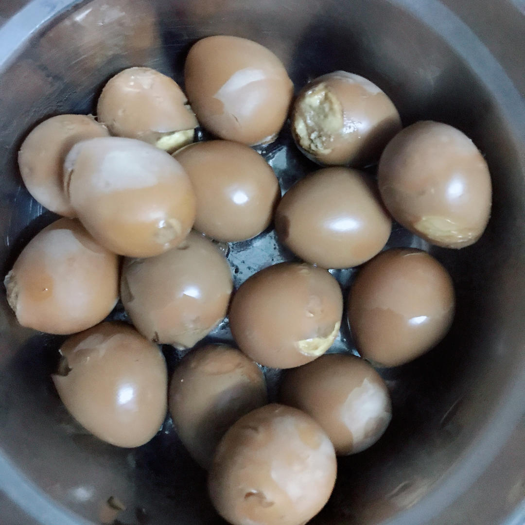 乡巴佬卤鹌鹑蛋
