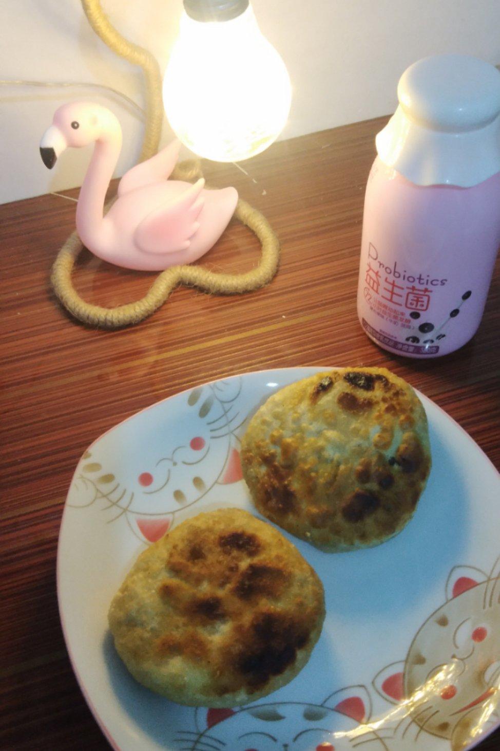 包菜粉条馅饼