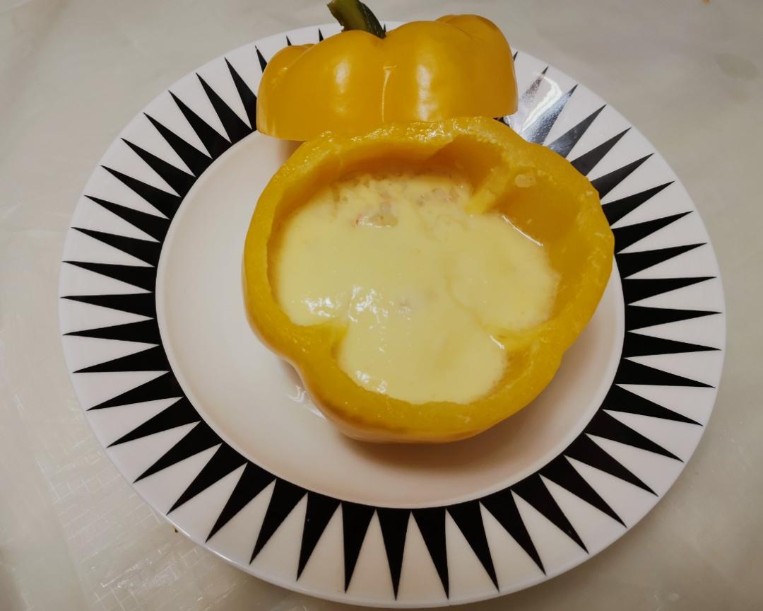 宝宝辅食～彩椒蒸鸡蛋虾饭