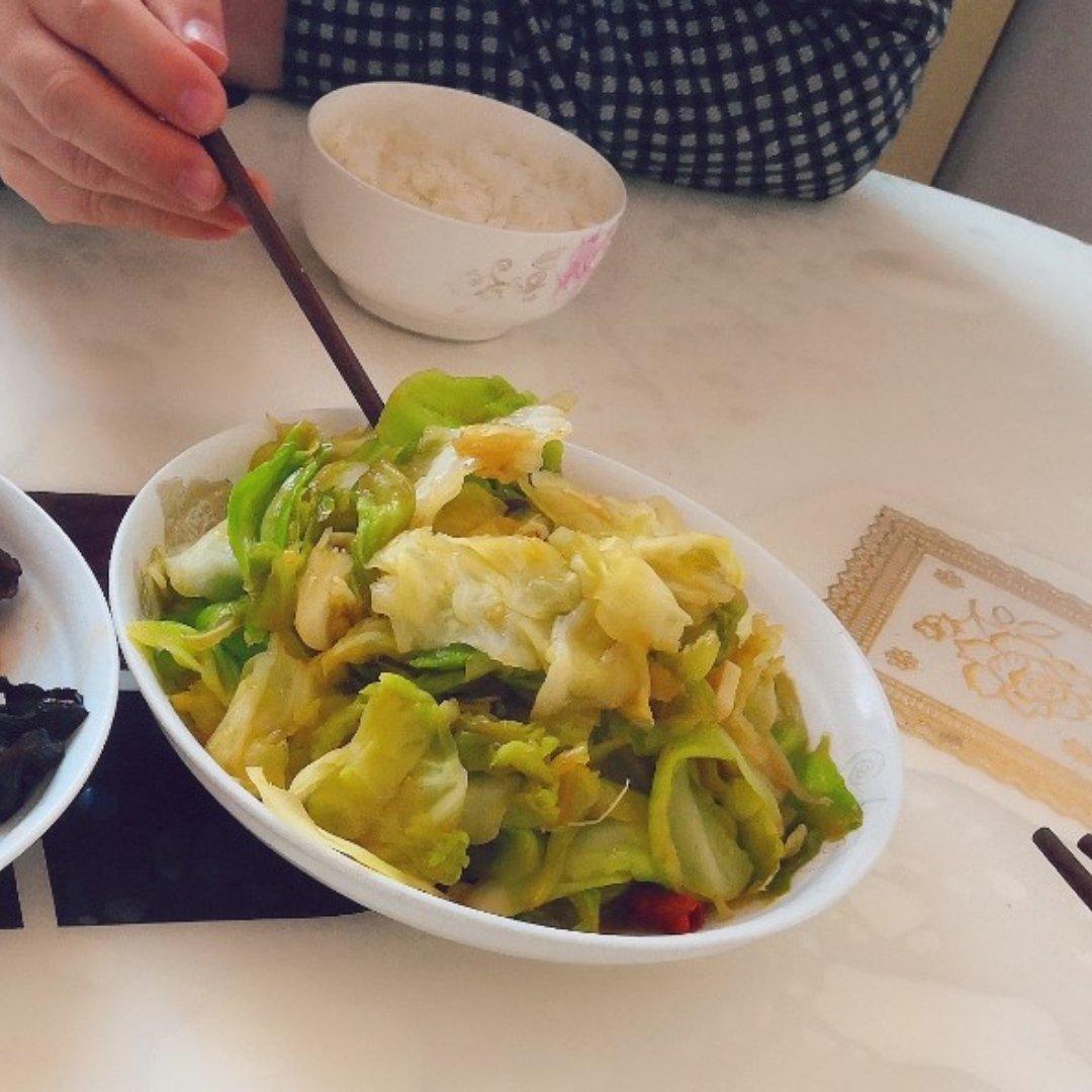 手撕包菜（附如何挑好吃的包菜）