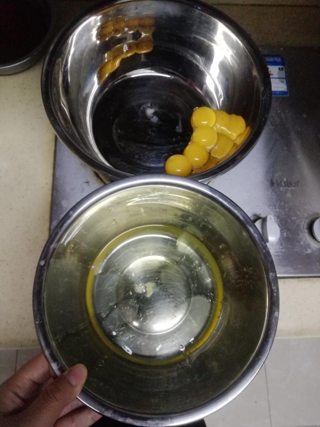 不塌不凹的纸杯戚风蛋糕