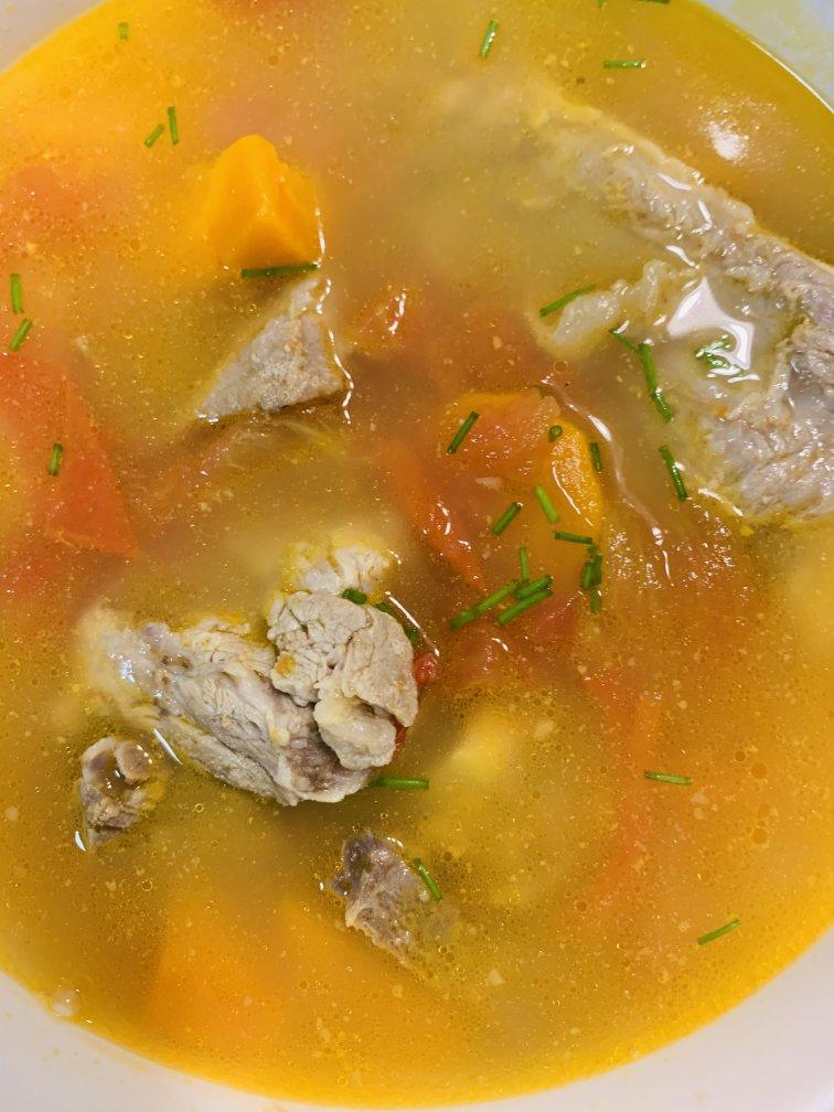 番茄胡萝卜排骨汤🍅🥕