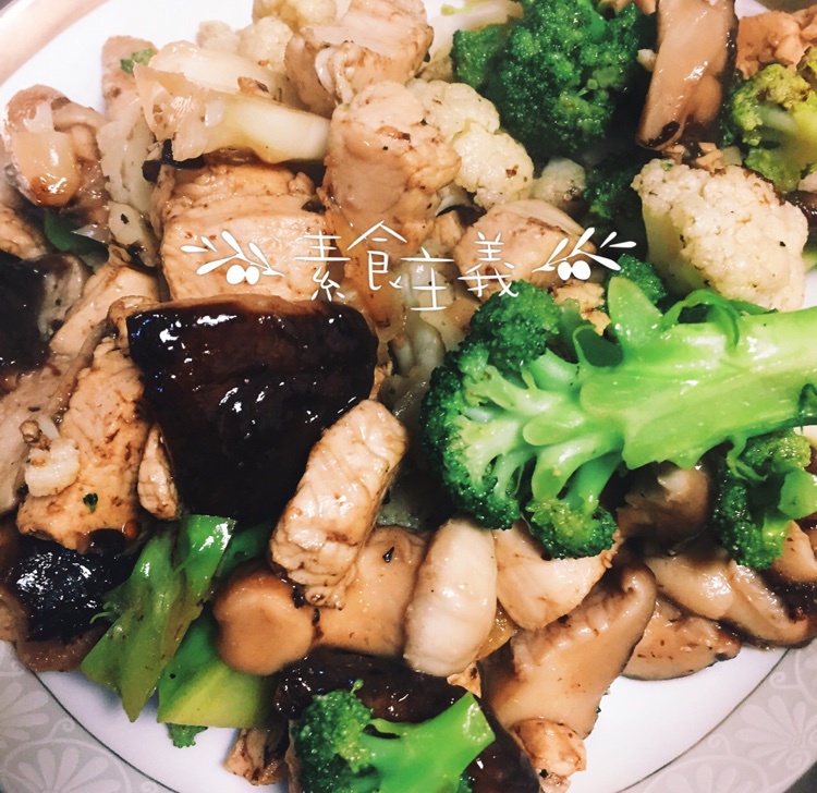 （低于500卡快手菜）西兰花炒鸡胸肉