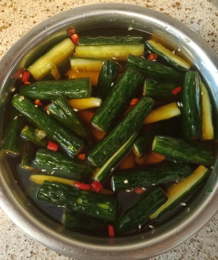 超级简单的酱青瓜