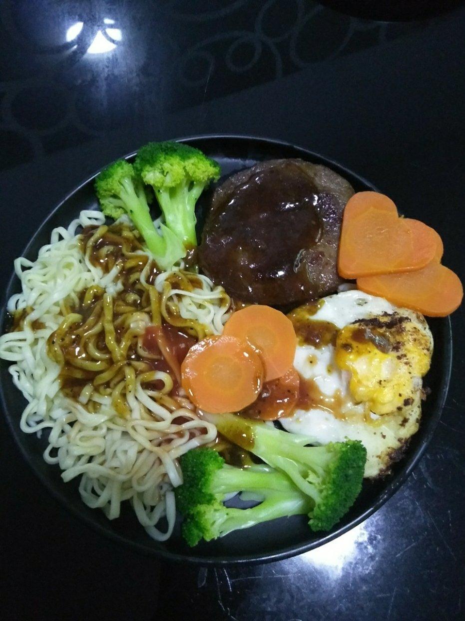 黑椒牛排