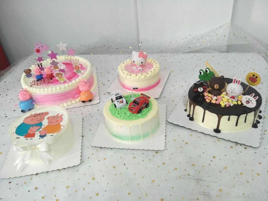 鲜奶蛋糕的各种简单装饰