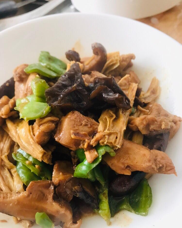 比饭店好吃很多倍的黄焖鸡