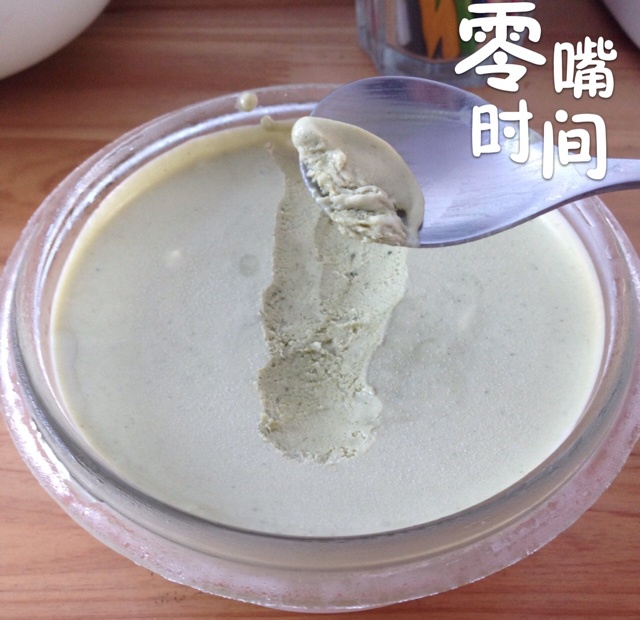 无需搅拌也无冰渣的抹茶冰淇淋