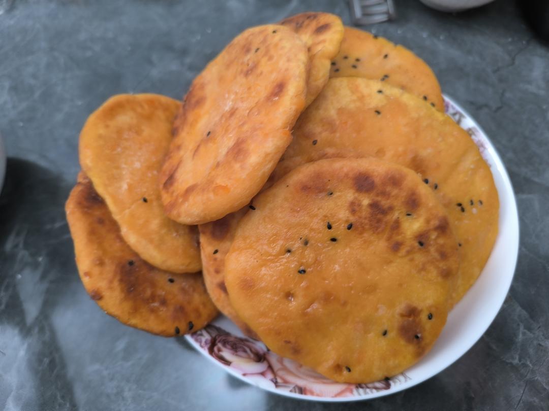 红薯饼（俗称地瓜饼）