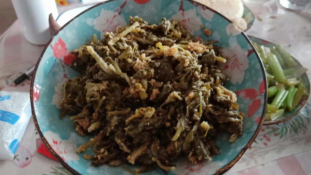 蒸芹菜叶（蒸野菜）